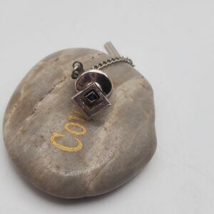 Grandpa's estate‎ evil eye tie clip